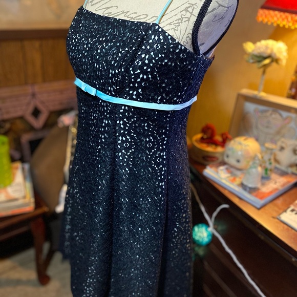 BETSY & ADAM dress in new condition - Picture 2 of 9